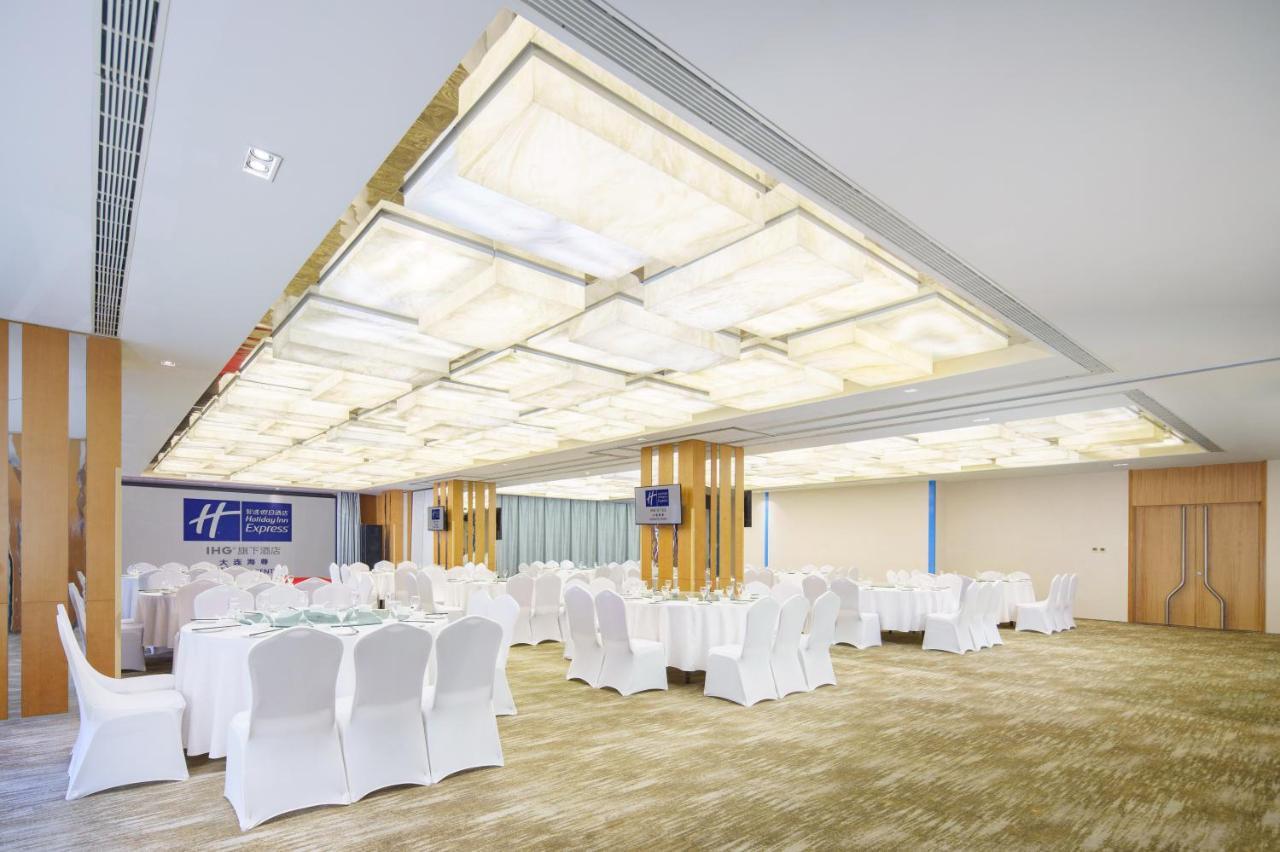 Holiday Inn Express City Centre Dalian By Ihg Kültér fotó
